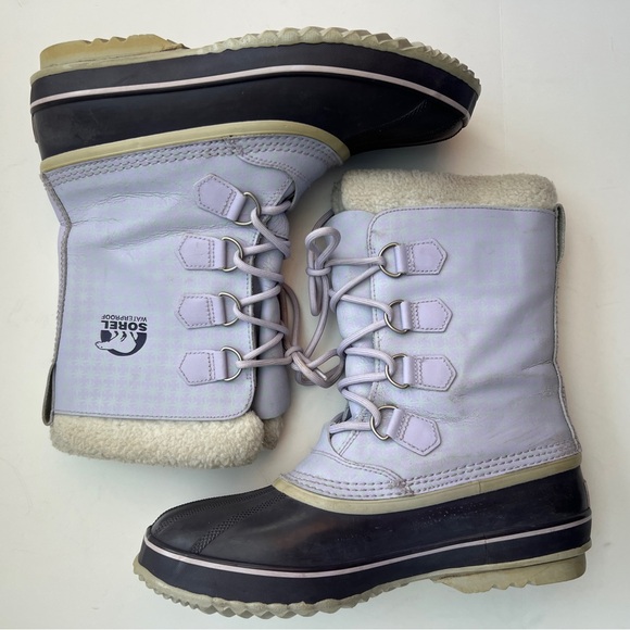 Sorel Lavendar Insulated Caribou Boots, Size 11 - Picture 2 of 7
